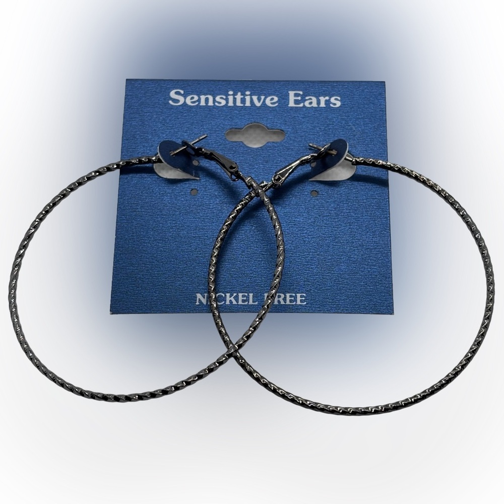 New Sensitive Ears Textured Dark Silver Hoop Earrings